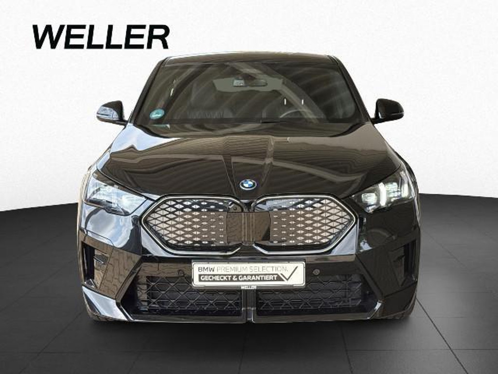 BMW iX2