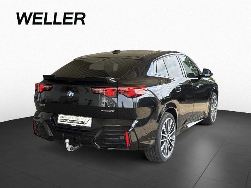 BMW iX2