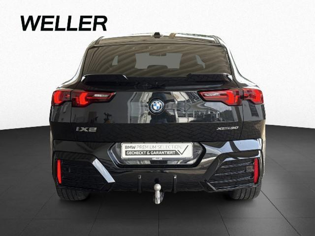 BMW iX2