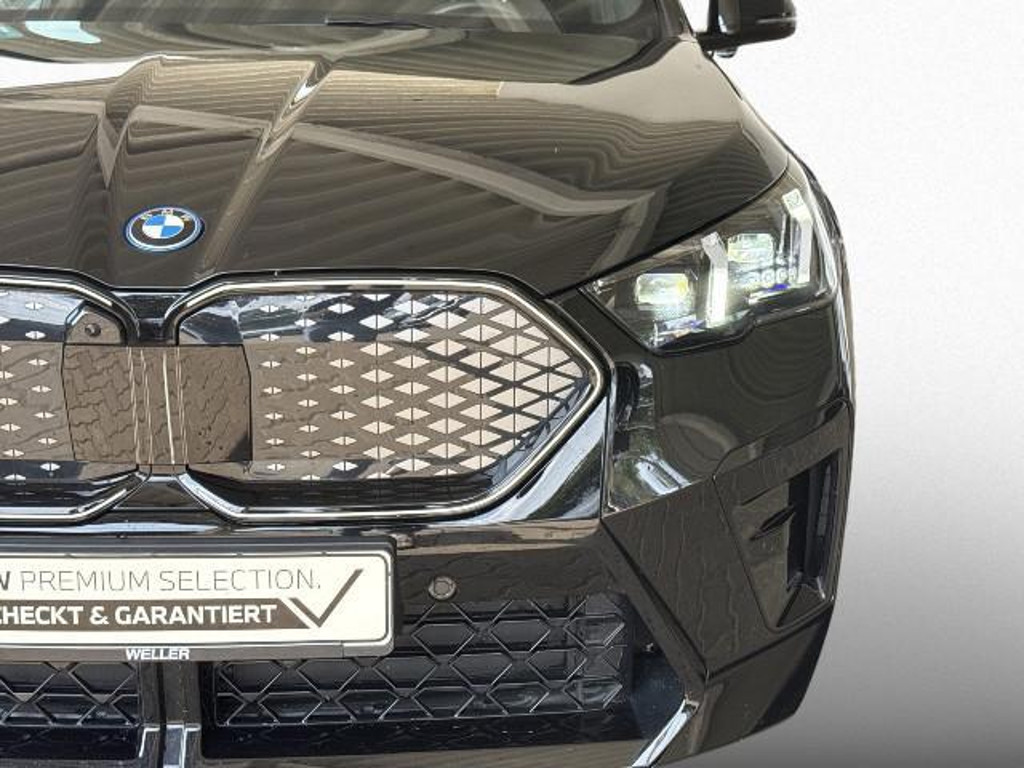 BMW iX2
