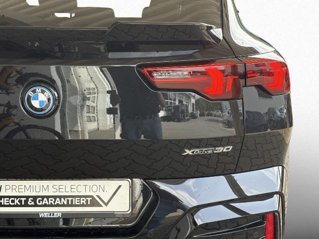 BMW iX2