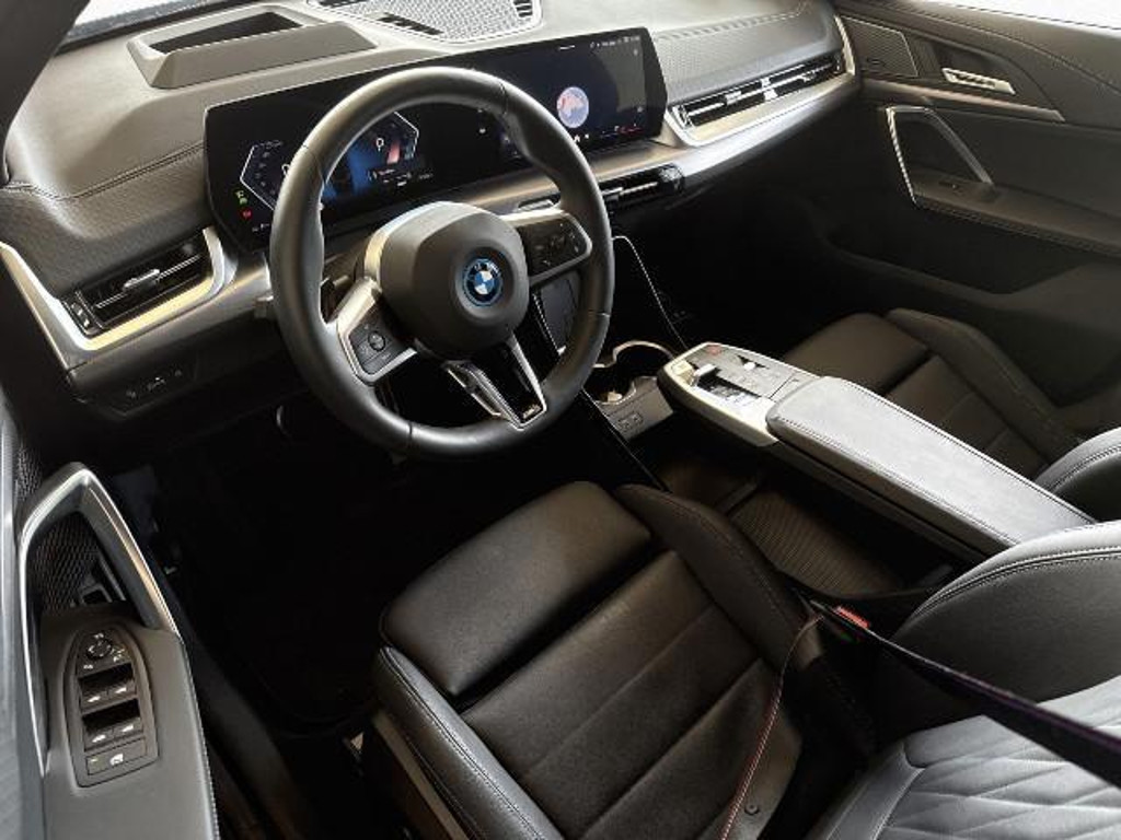 BMW iX2
