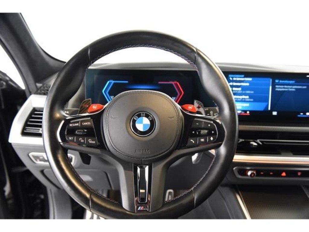 BMW XM