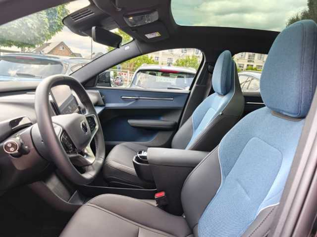 Volvo EX30