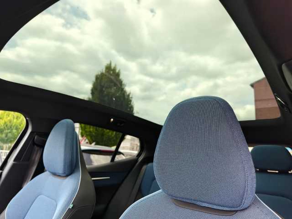 Volvo EX30