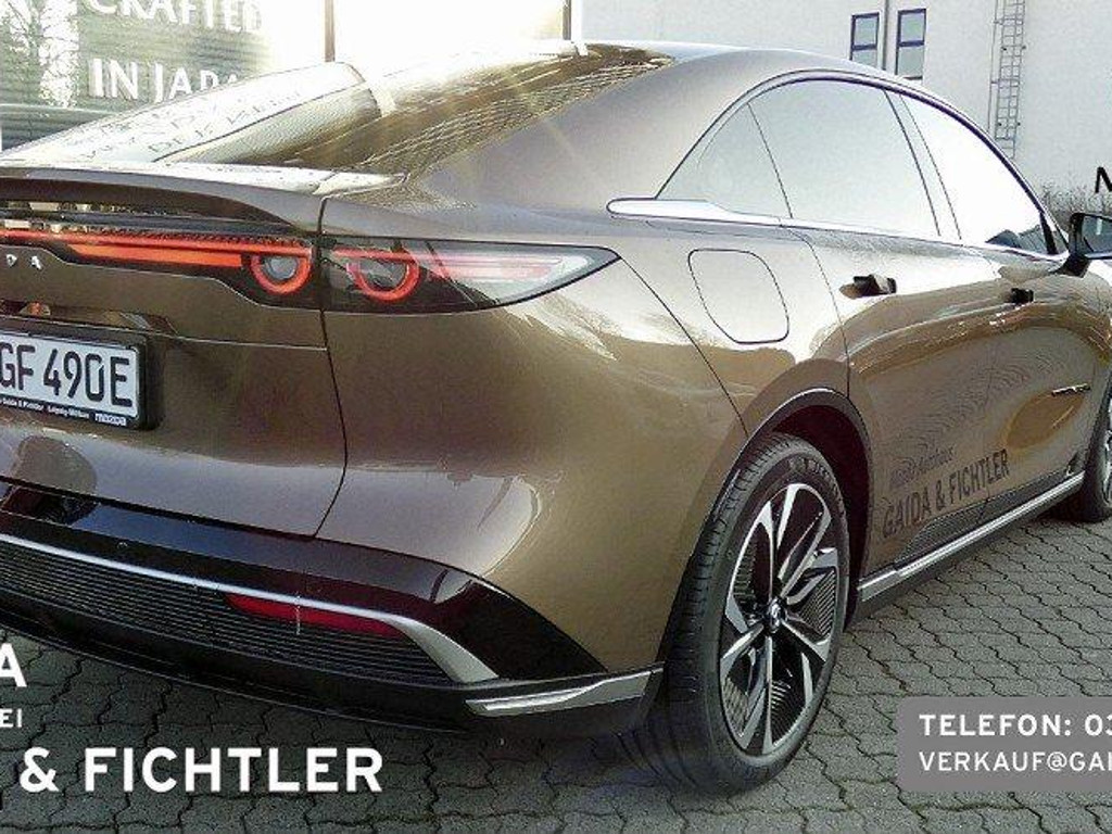 Mazda 6e