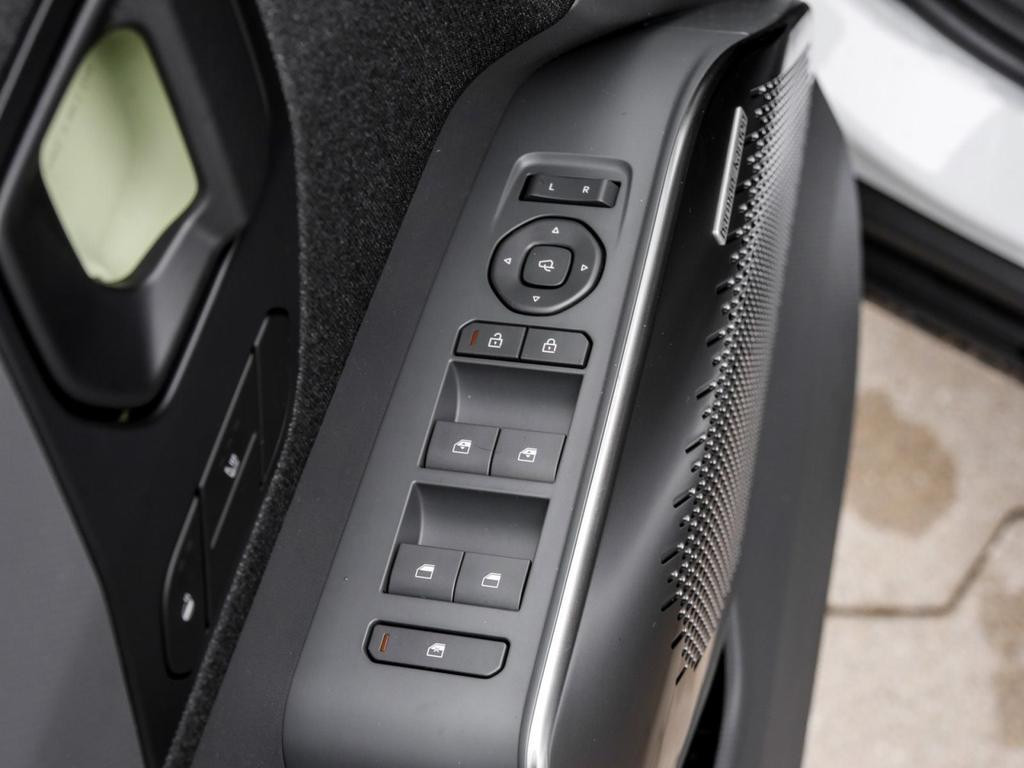 Kia EV2