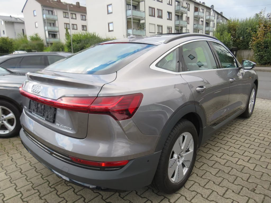 Audi e-tron