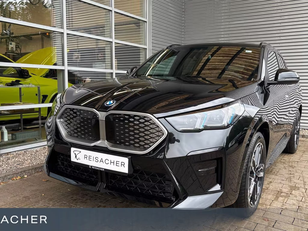 BMW iX2 eDrive20