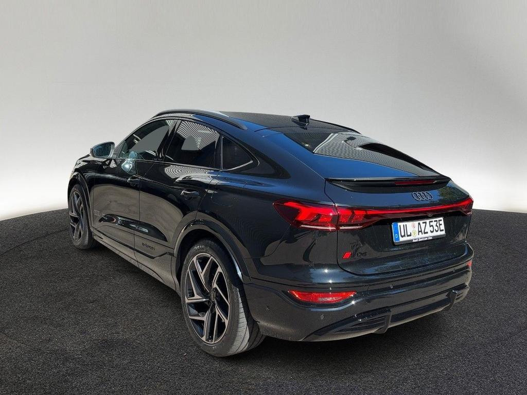 Audi SQ6 e-tron