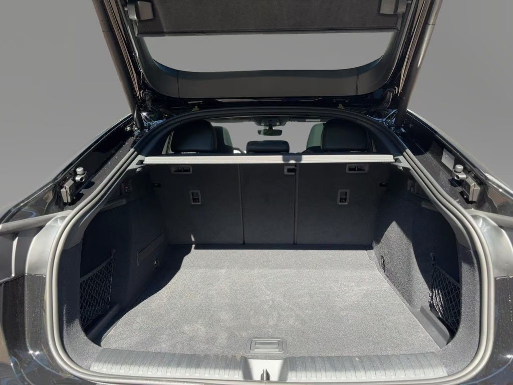Audi SQ6 e-tron