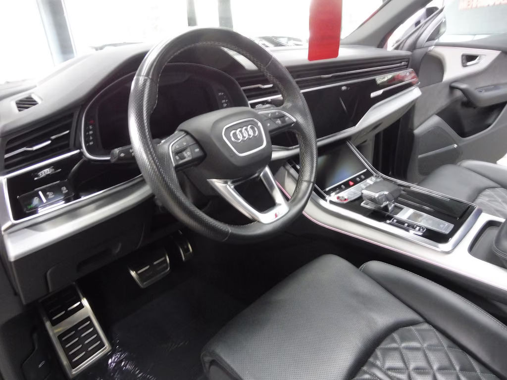Audi SQ8