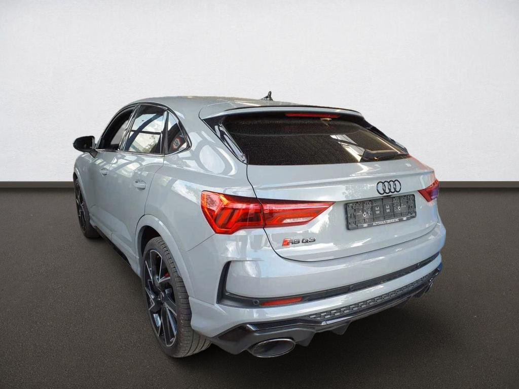 Audi RS Q3