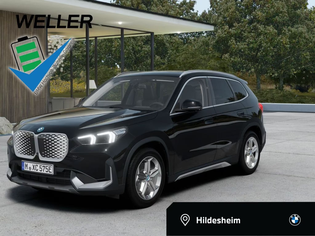 BMW iX1 xDr30 xLine AHK,Pano,AdpLED,RFK,DriveA,ParkA