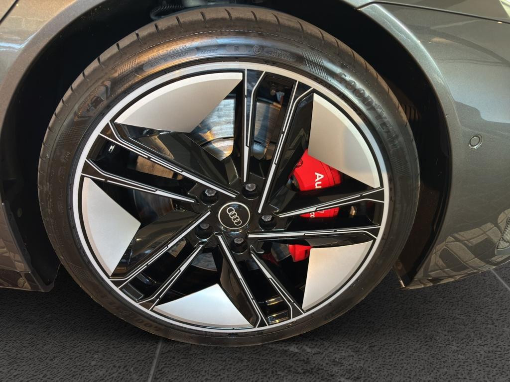 Audi RS e-tron GT