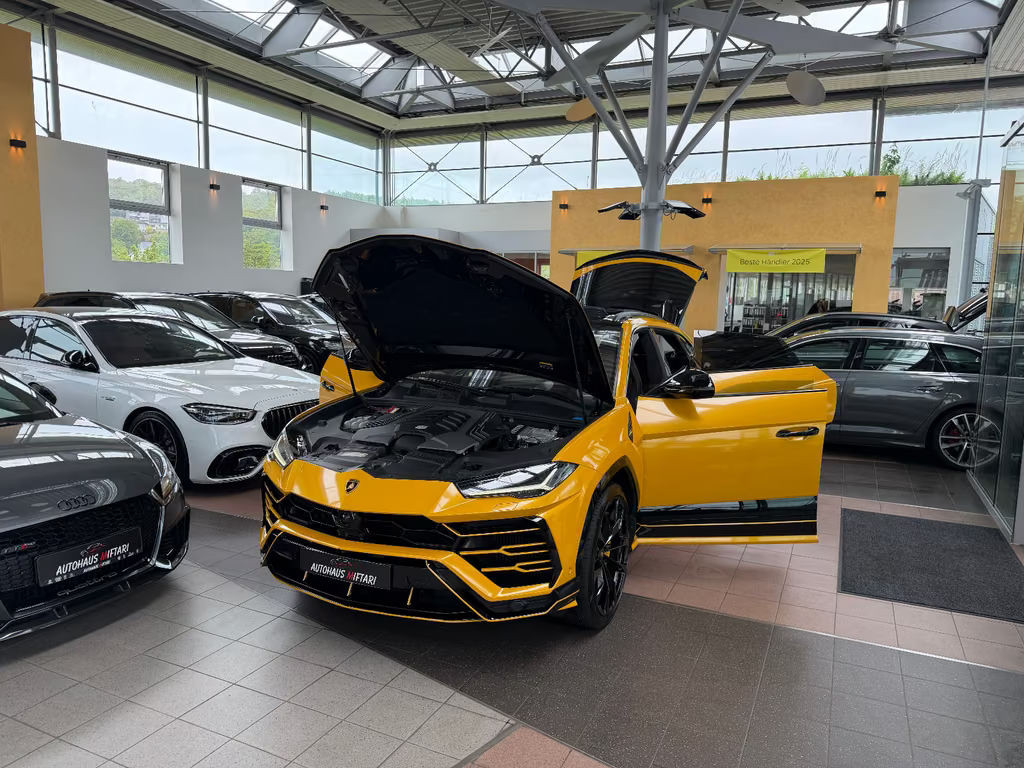 Lamborghini Urus