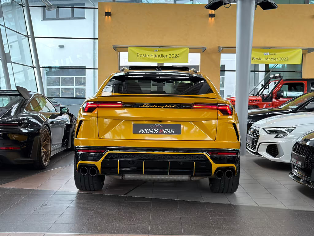 Lamborghini Urus