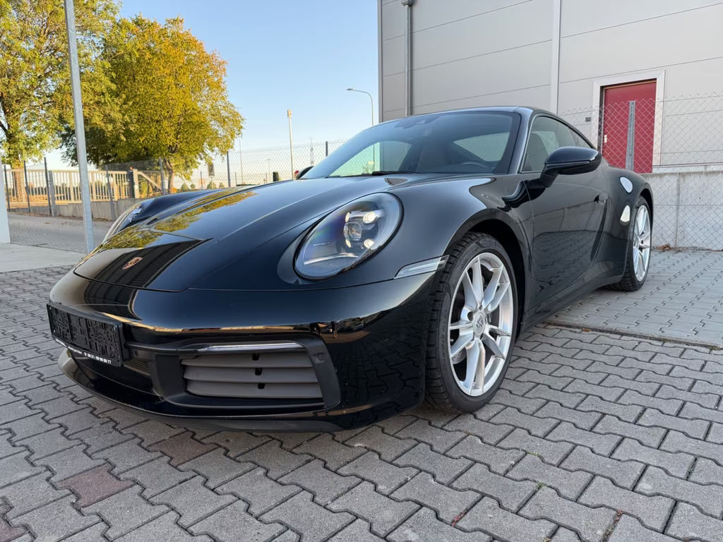 Porsche 911 992 Carrera