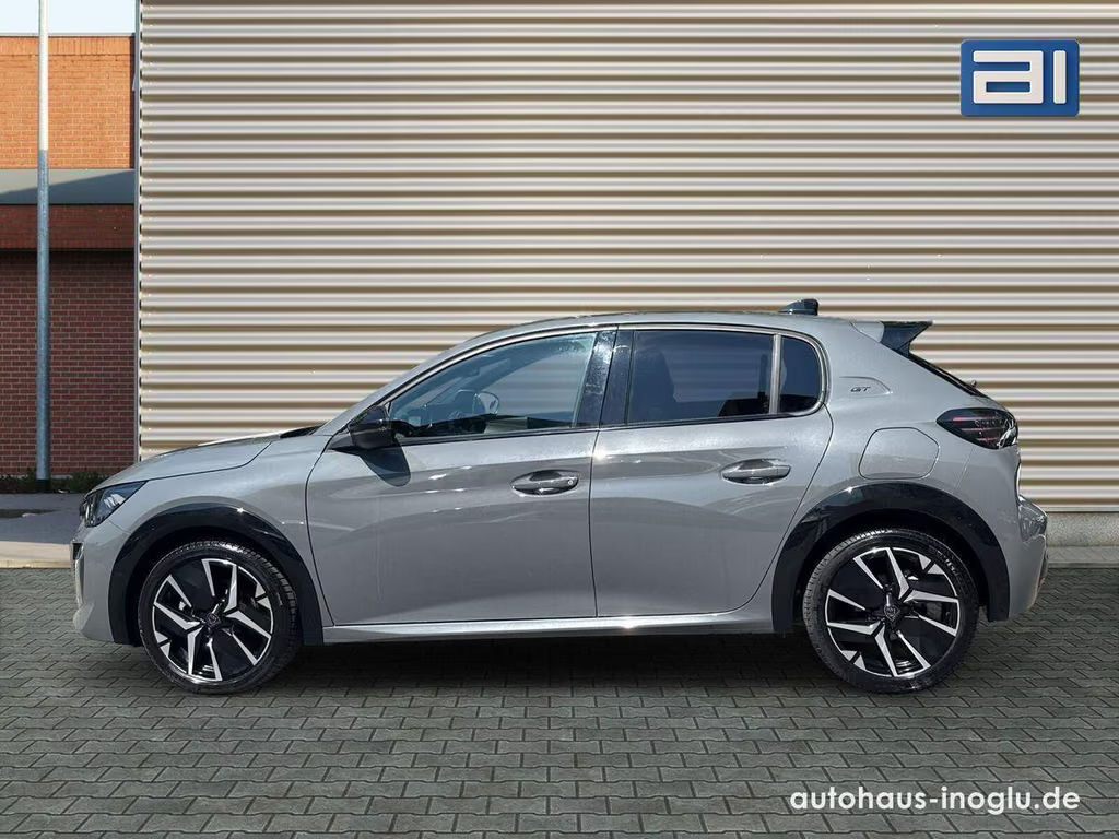 Peugeot e-208