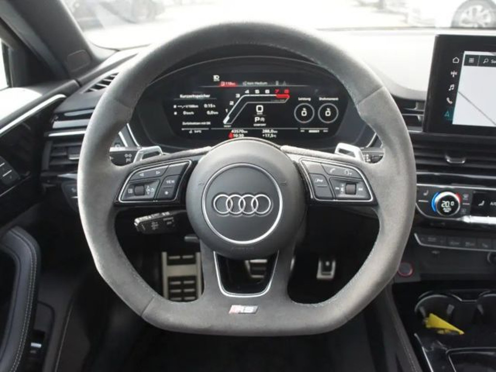 Audi RS4