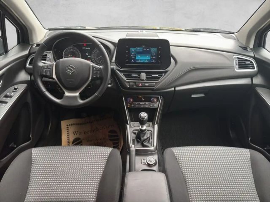 Suzuki S-Cross