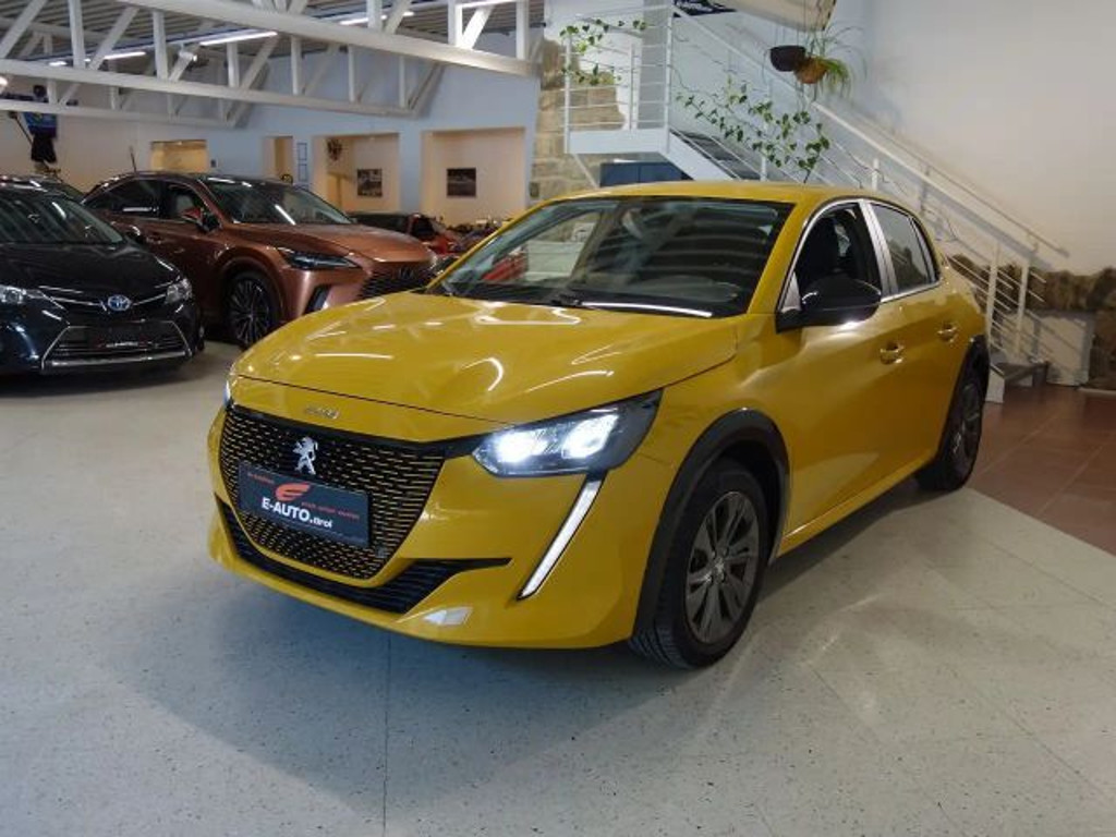 Peugeot e-208