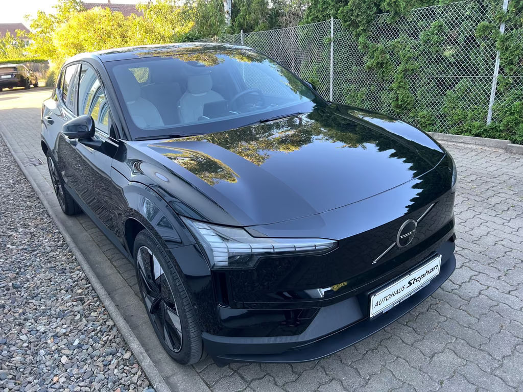Volvo EX30