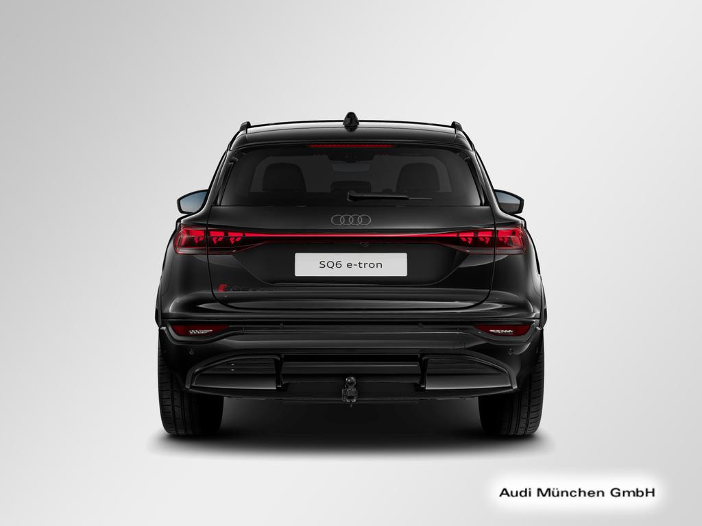 Audi SQ6 e-tron