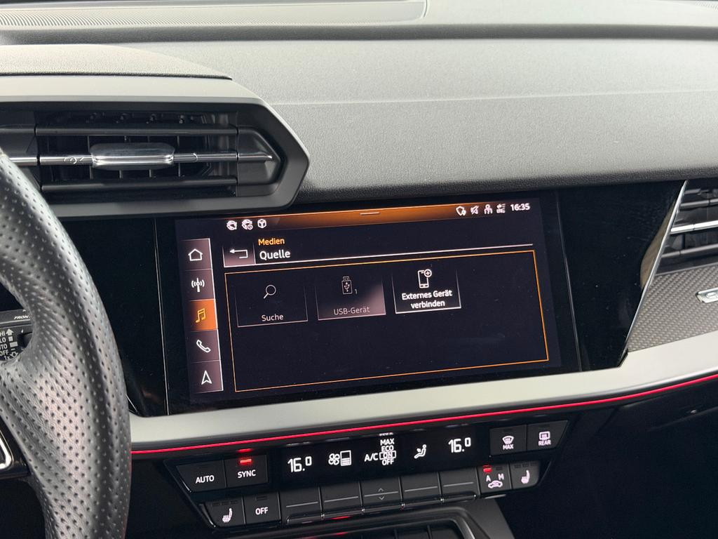 Audi RS3