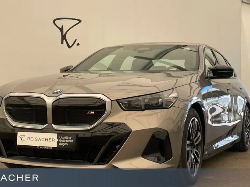 BMW i5 xDrive Sedan M60