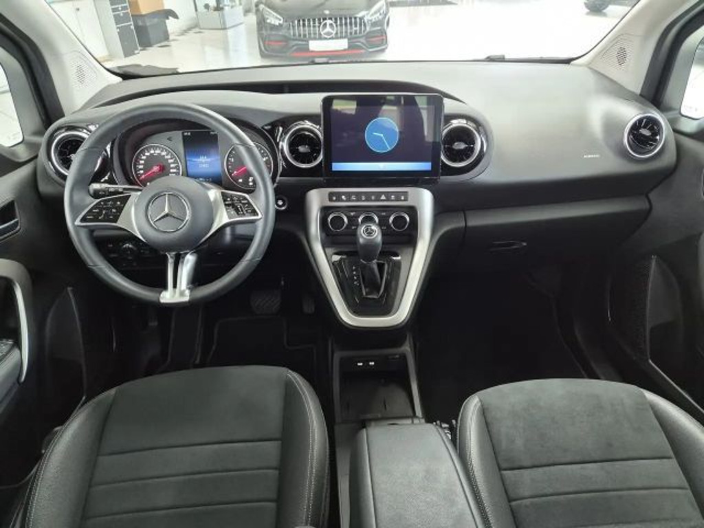 Mercedes-Benz T 180