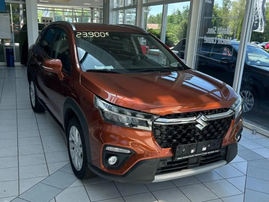 Suzuki S-Cross
