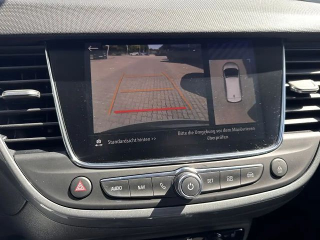 Opel Crossland X