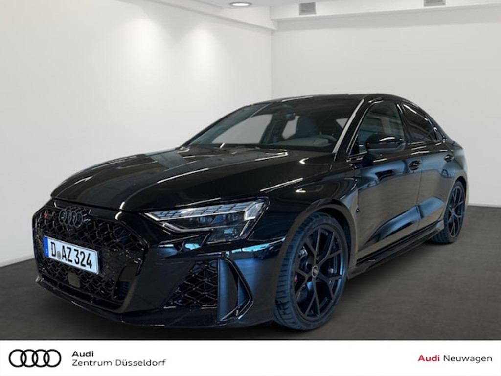 Audi RS3 Sedan Quattro S-Tronic