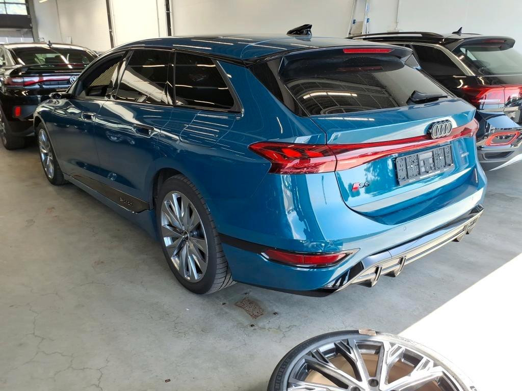 Audi S6 e-tron