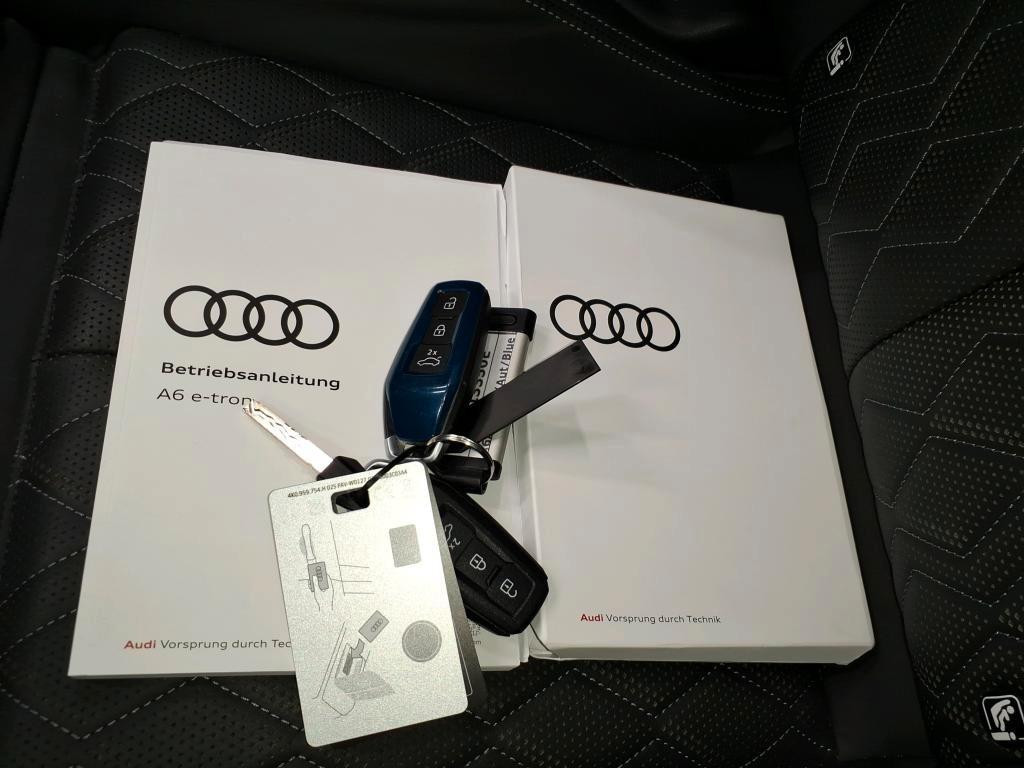 Audi S6 e-tron