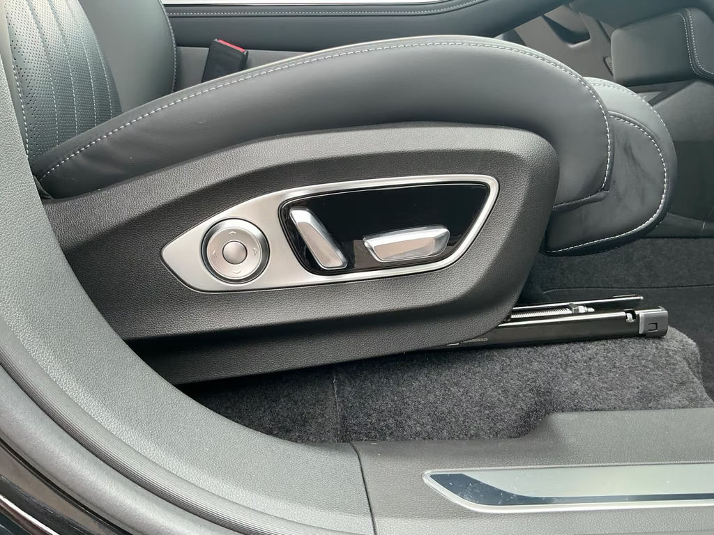 Xpeng G9