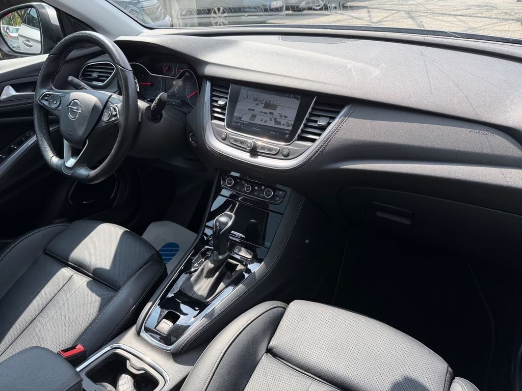 Opel Grandland