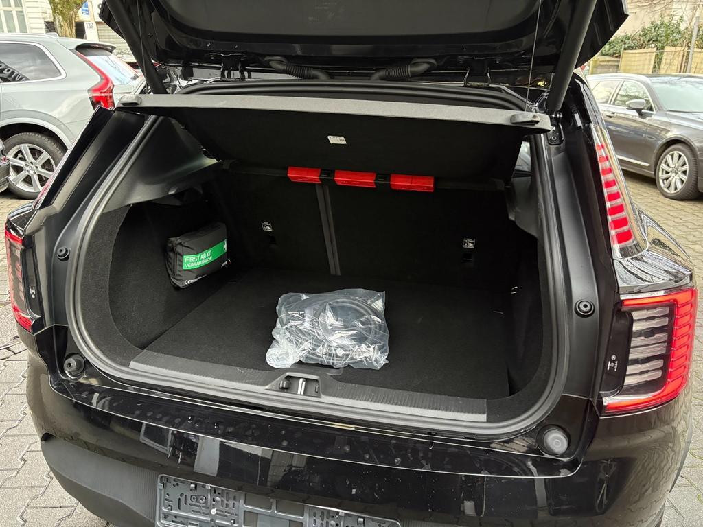 Volvo EX30