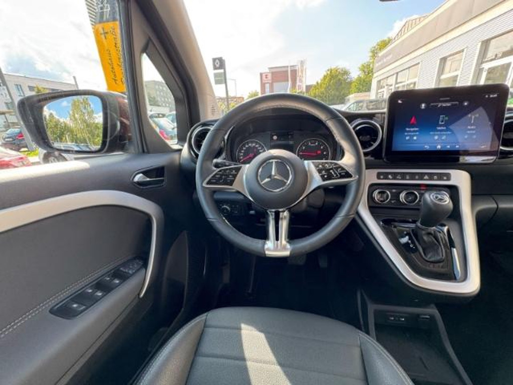 Mercedes-Benz T 180