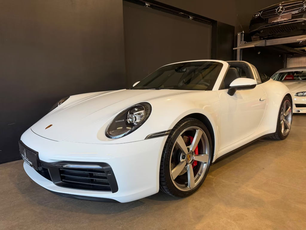 Porsche 911 4S 992 Cabriolet Targa