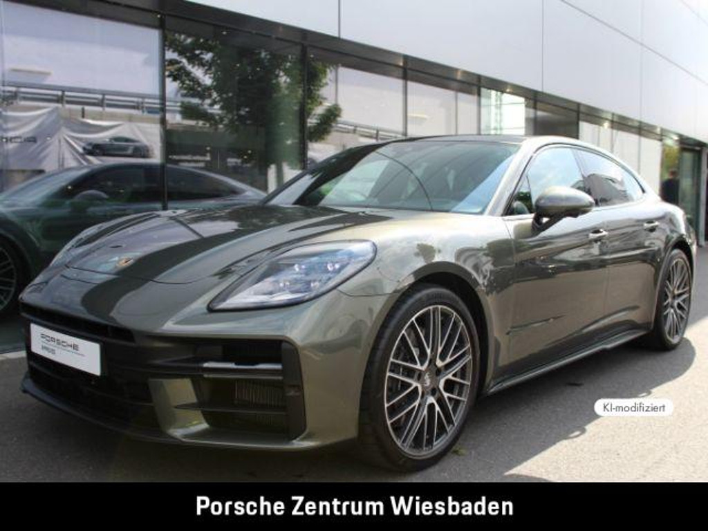 Porsche Panamera E-Hybrid 4