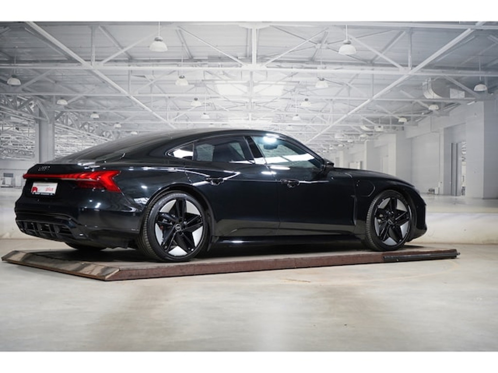 Audi e-tron GT