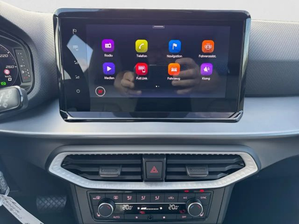 Seat Arona