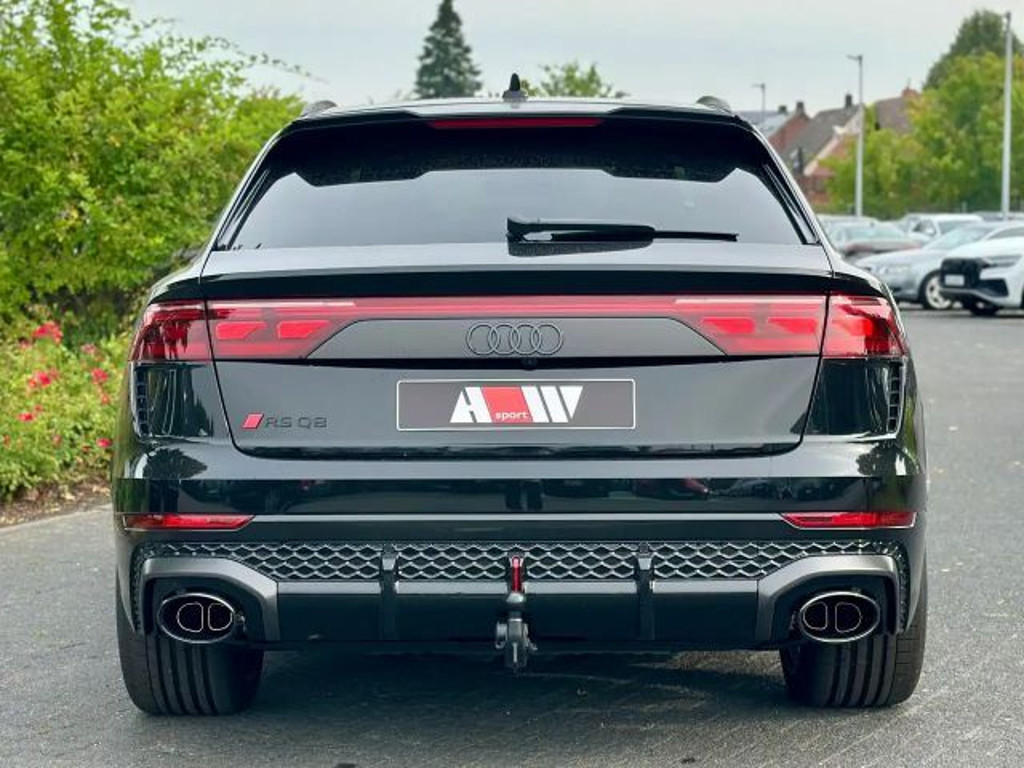 Audi RS Q8