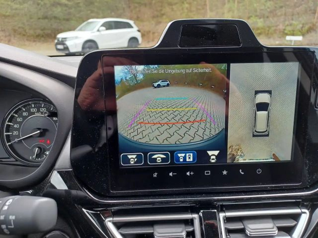 Suzuki S-Cross