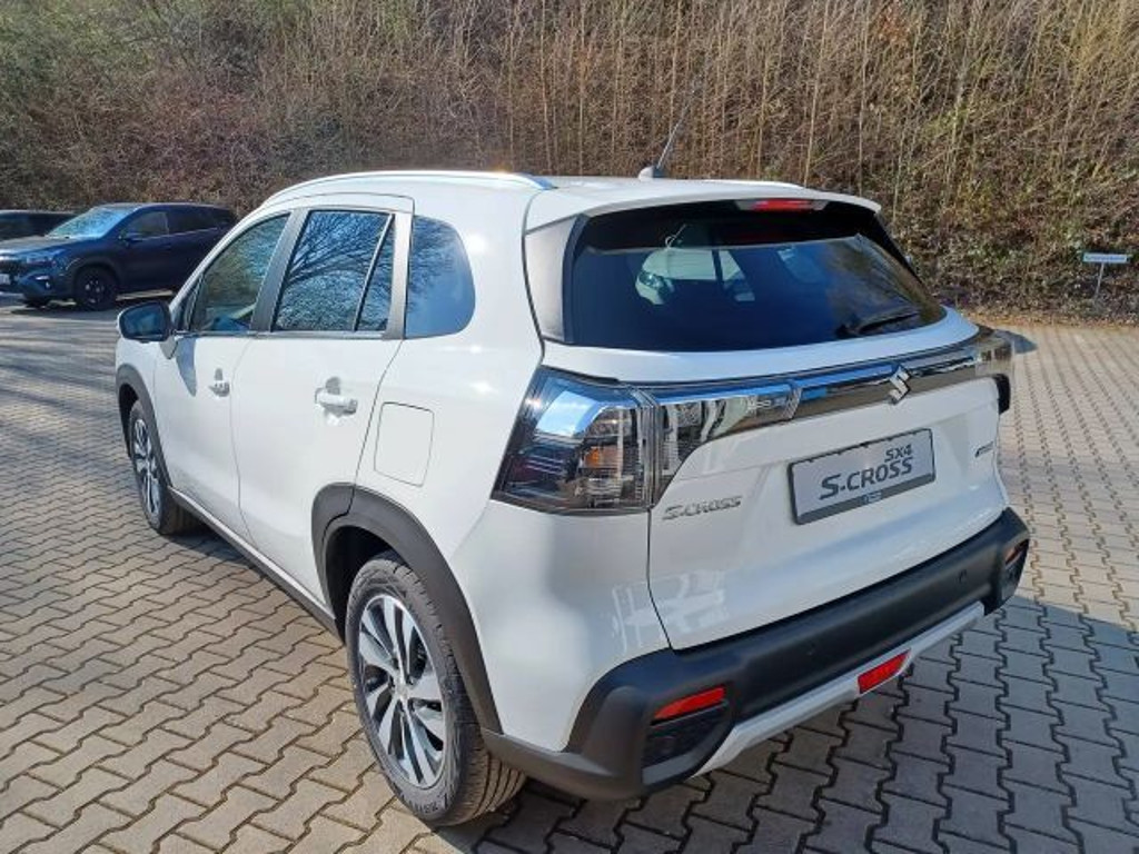 Suzuki S-Cross