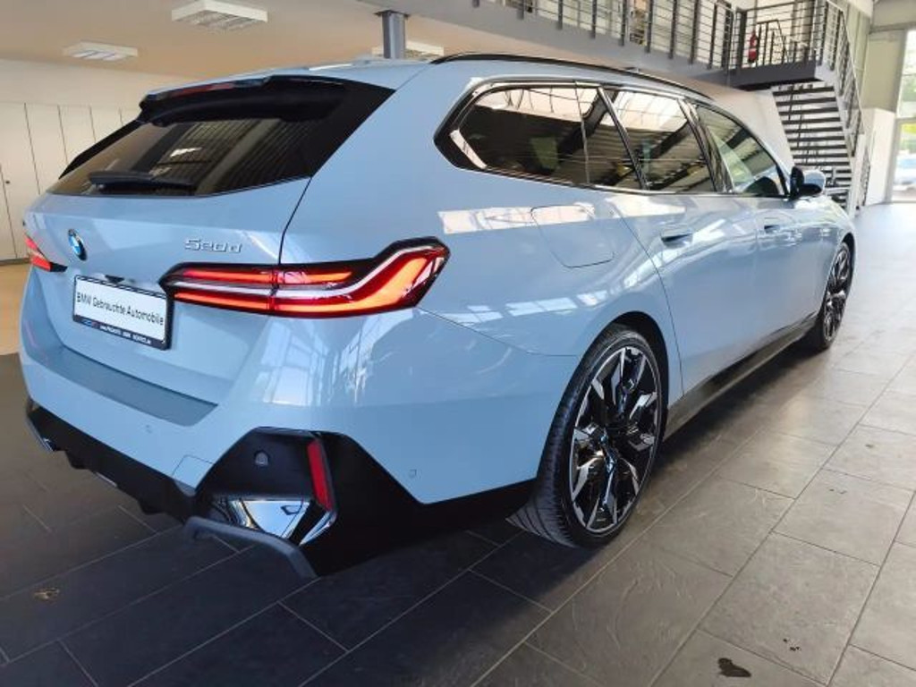 BMW 5 Serie 520 M-Sport xDrive Touring 520d
