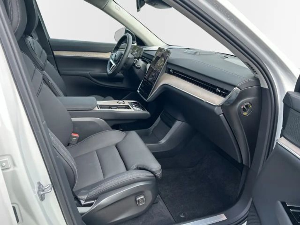 Volvo EX90