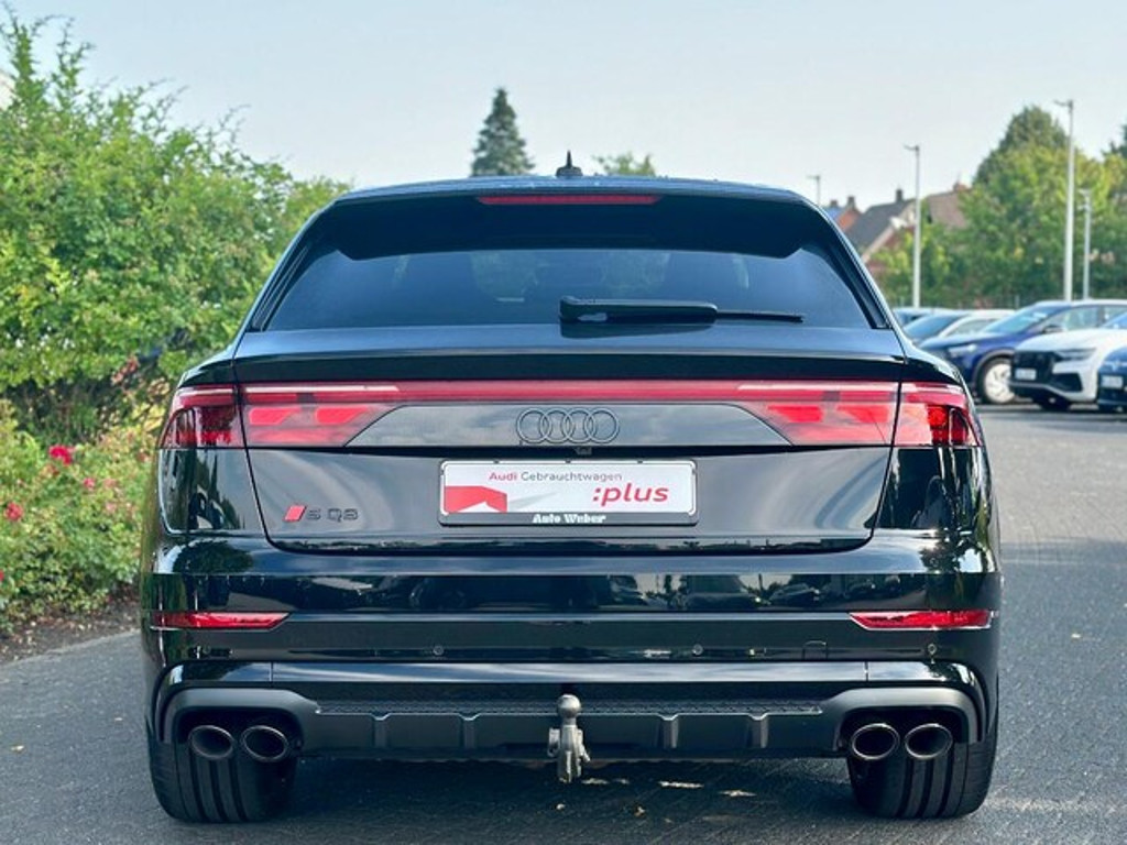 Audi SQ8